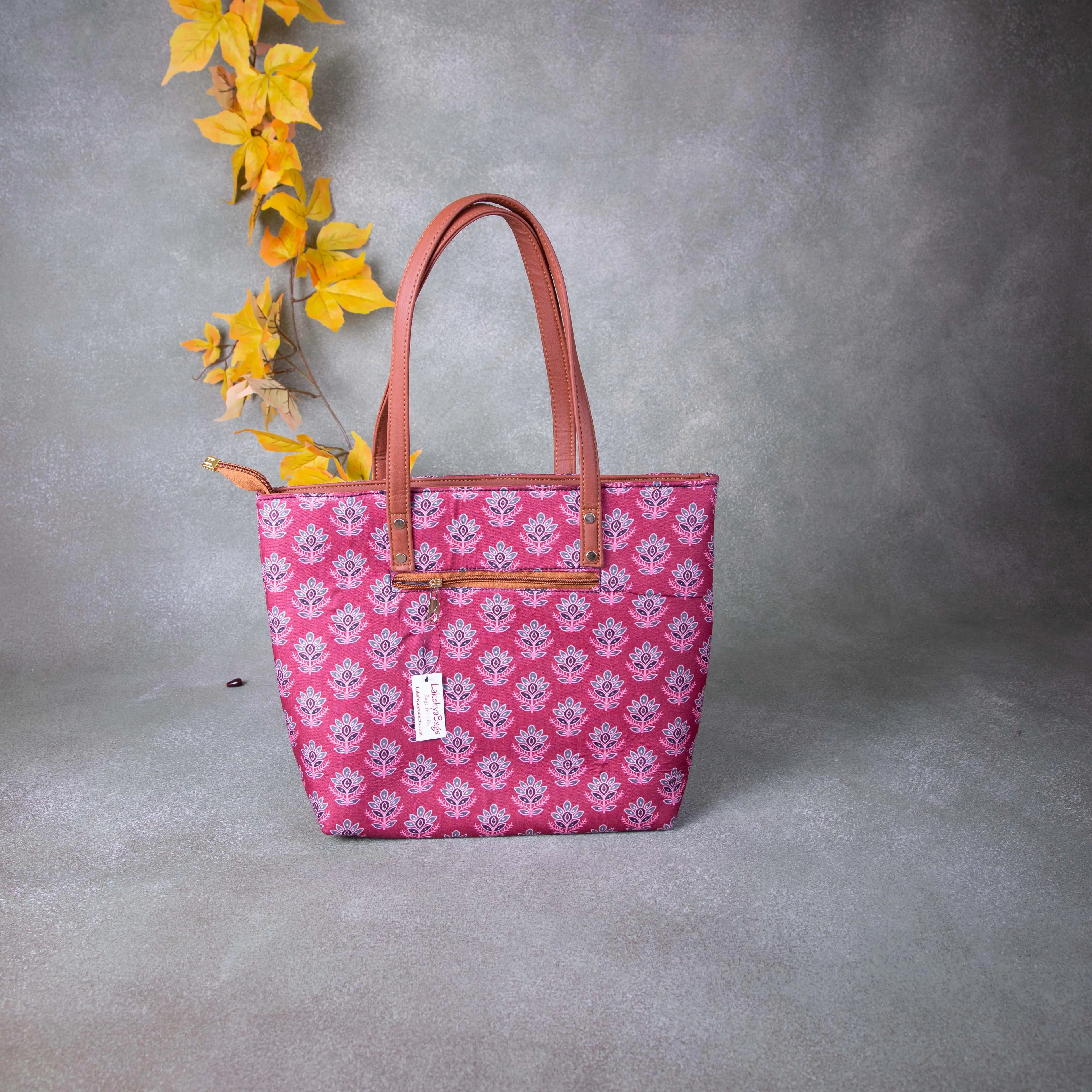 9am to 5pm Totes Red with Green Flower Design.