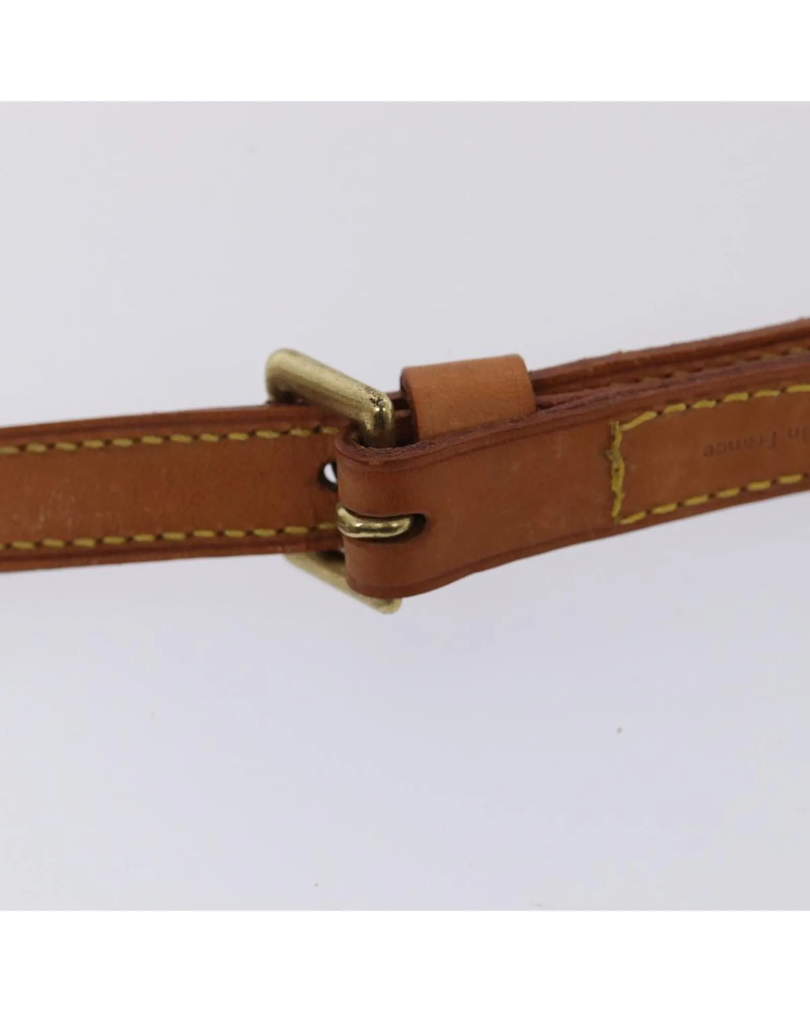 Adjustable Leather Shoulder Strap with Metal Fittings and Storage Odor