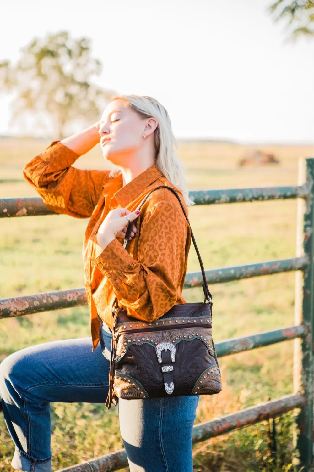 American West Womens Saddle Ridge Chocolate Brown Leather Handbag Bag