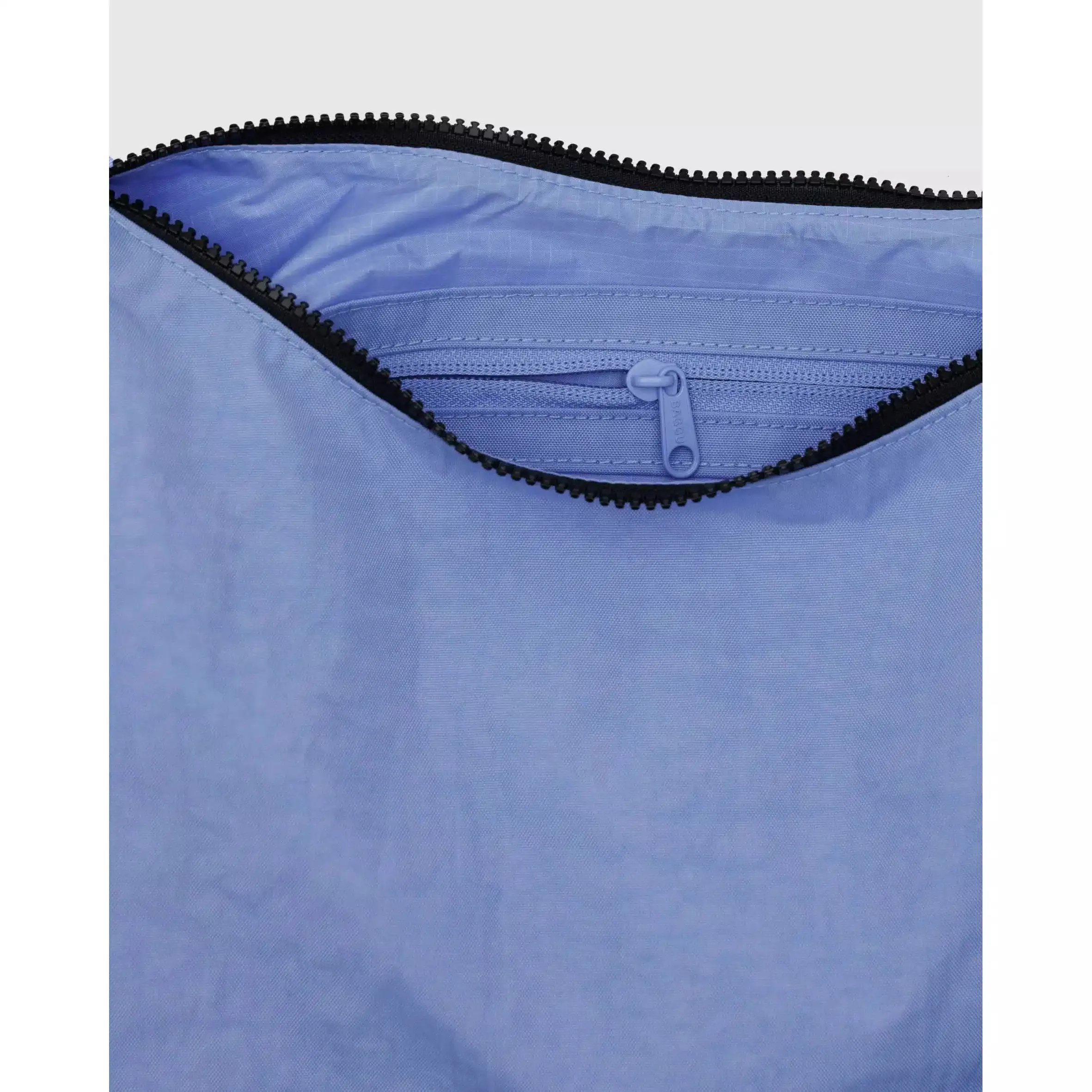 Baggu - Medium Nylon Crescent bag - Cornflower