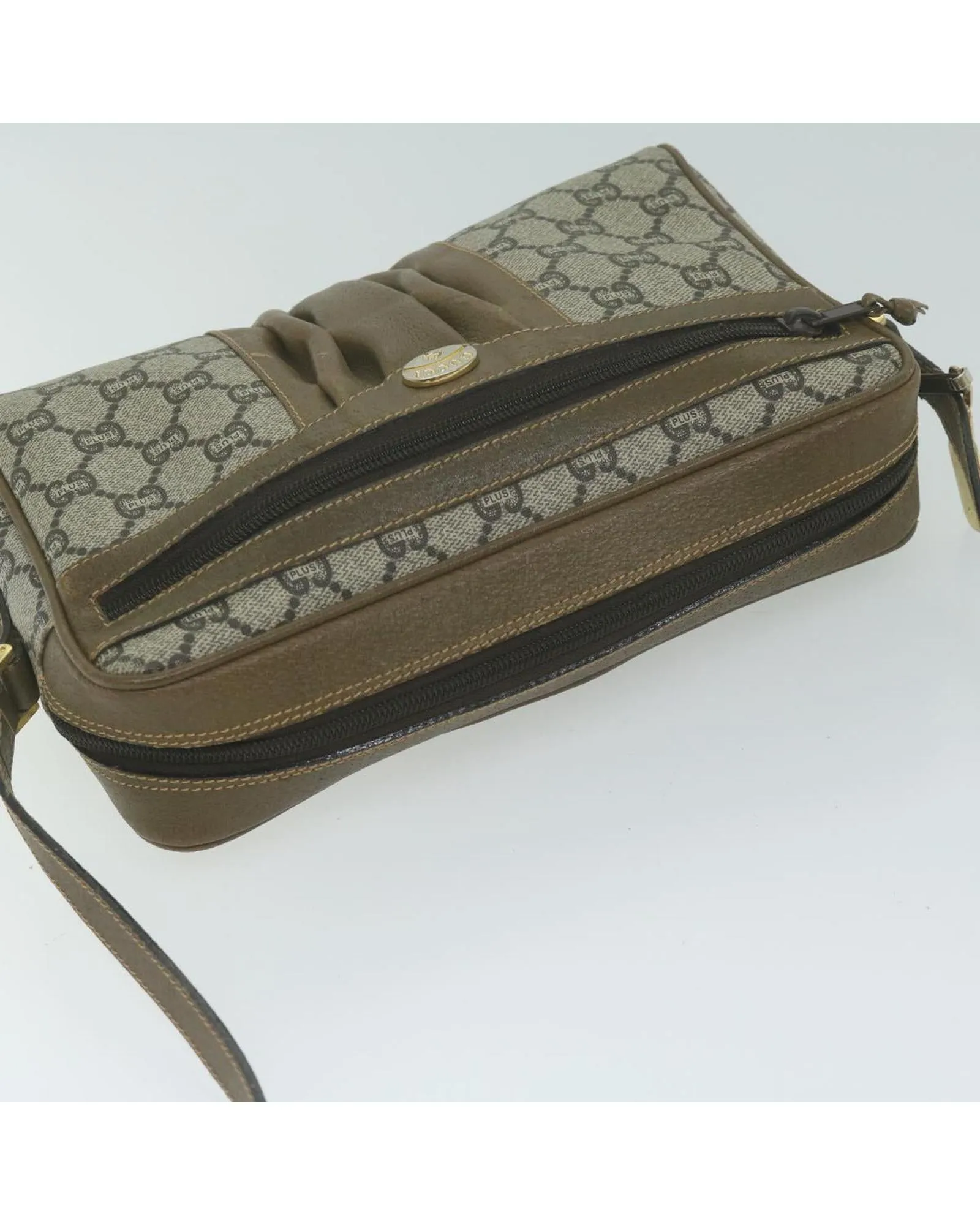 Beige GG Plus Supreme Shoulder Bag with PVC Leather and GG Canvas