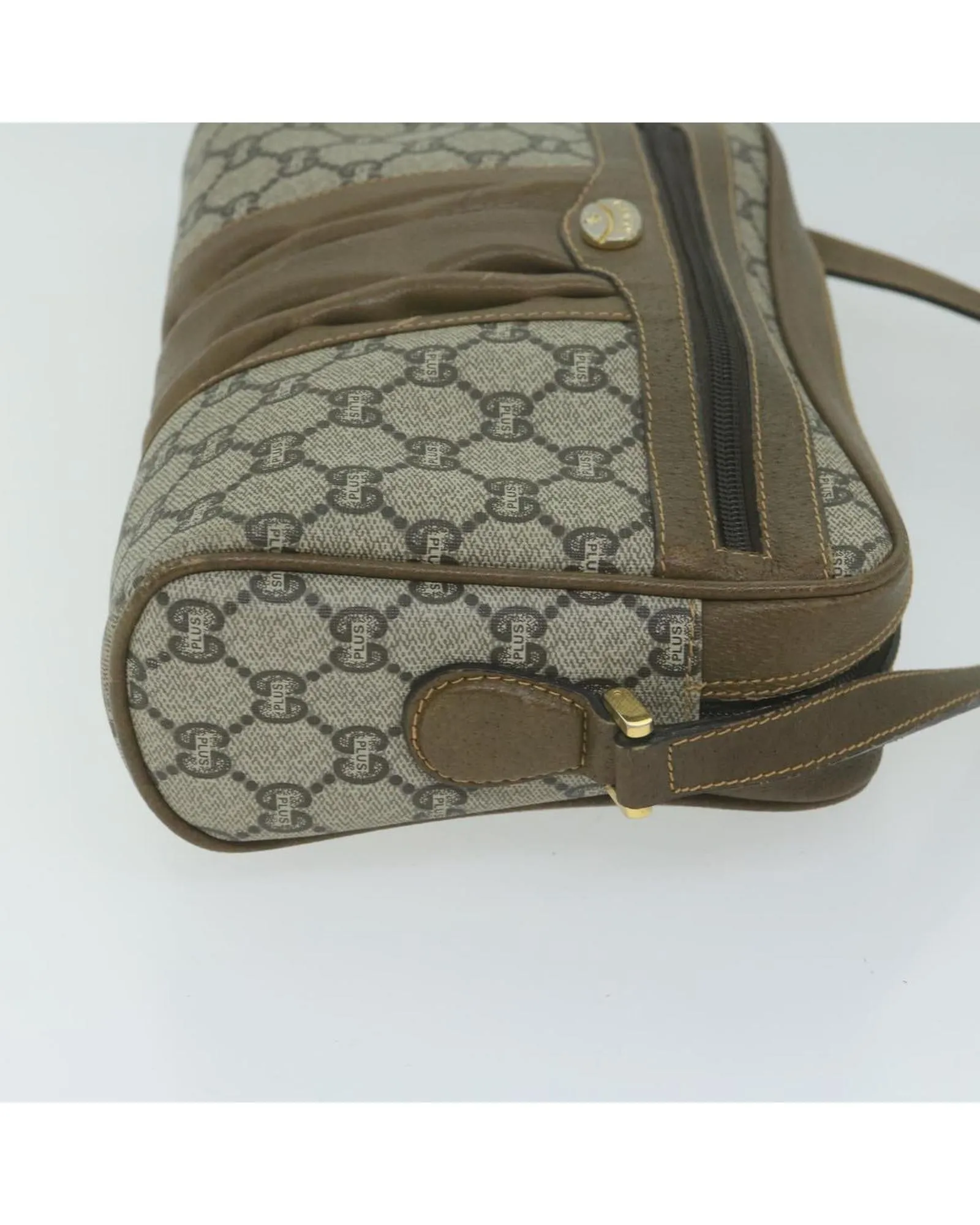 Beige GG Plus Supreme Shoulder Bag with PVC Leather and GG Canvas