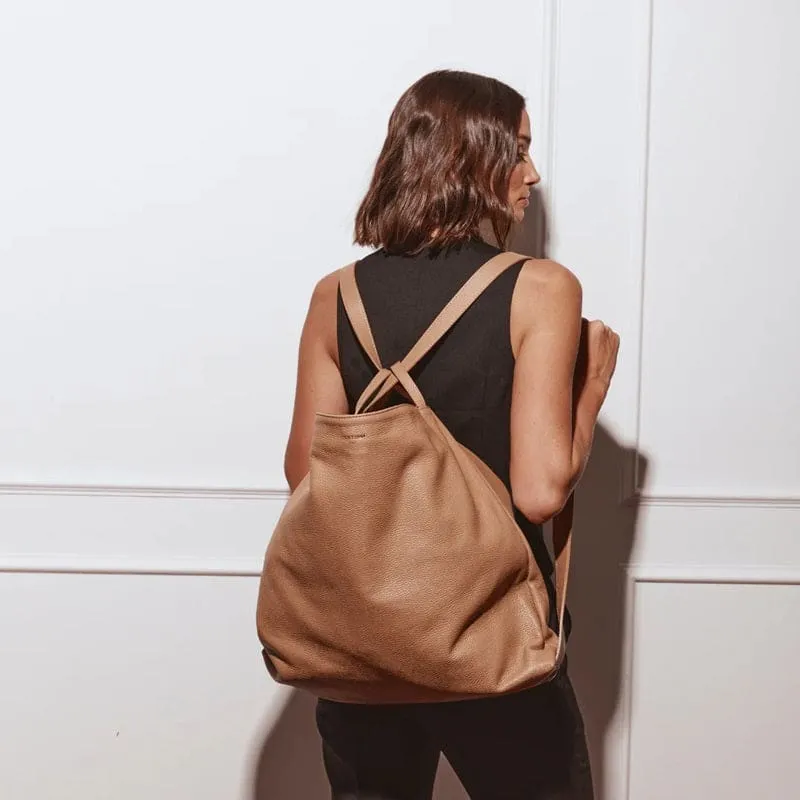 Bella XL 2-1 Convertible Backpack Tote | Light Tan