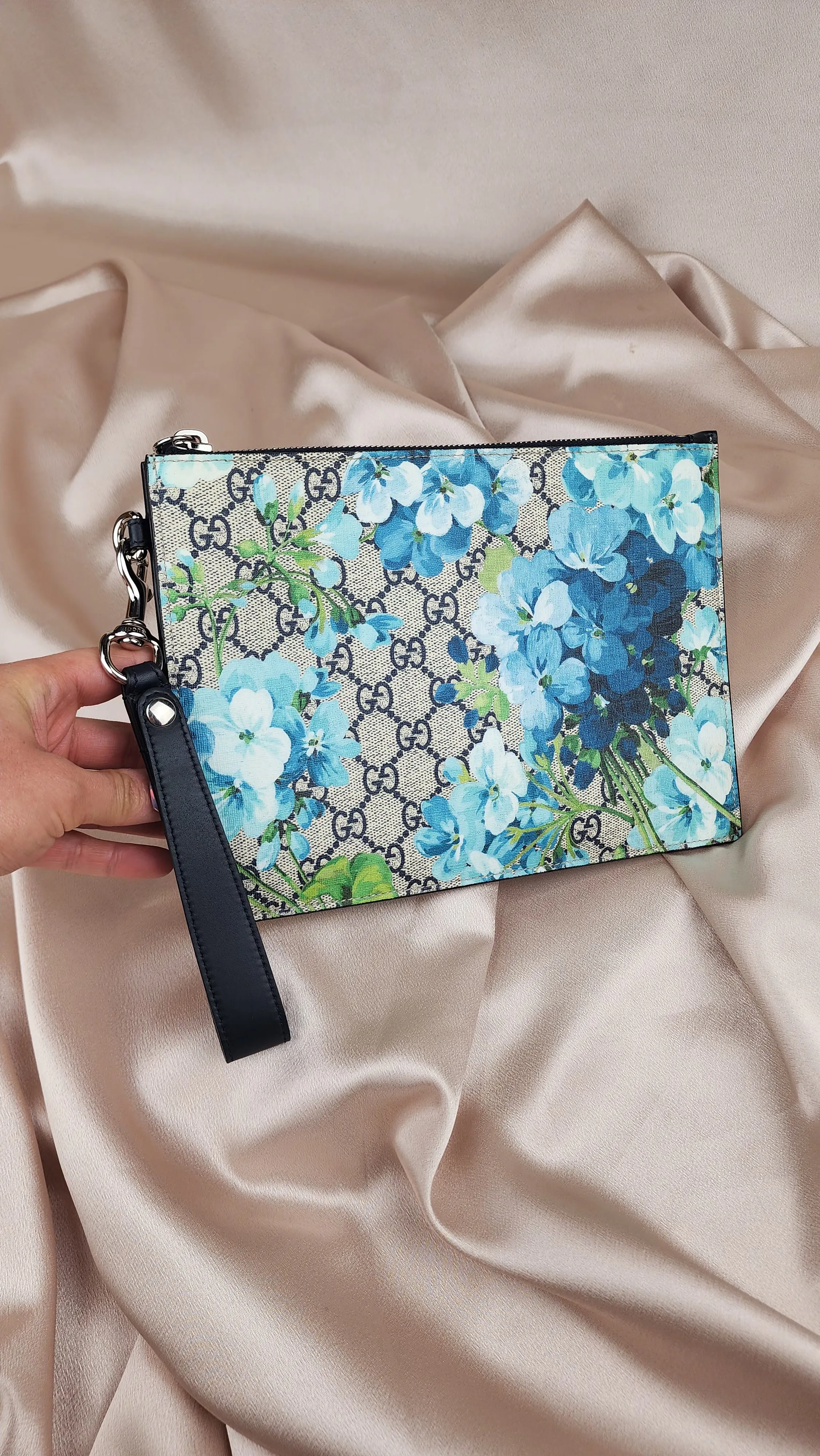 Gucci Blooms Blue Flower Clutch