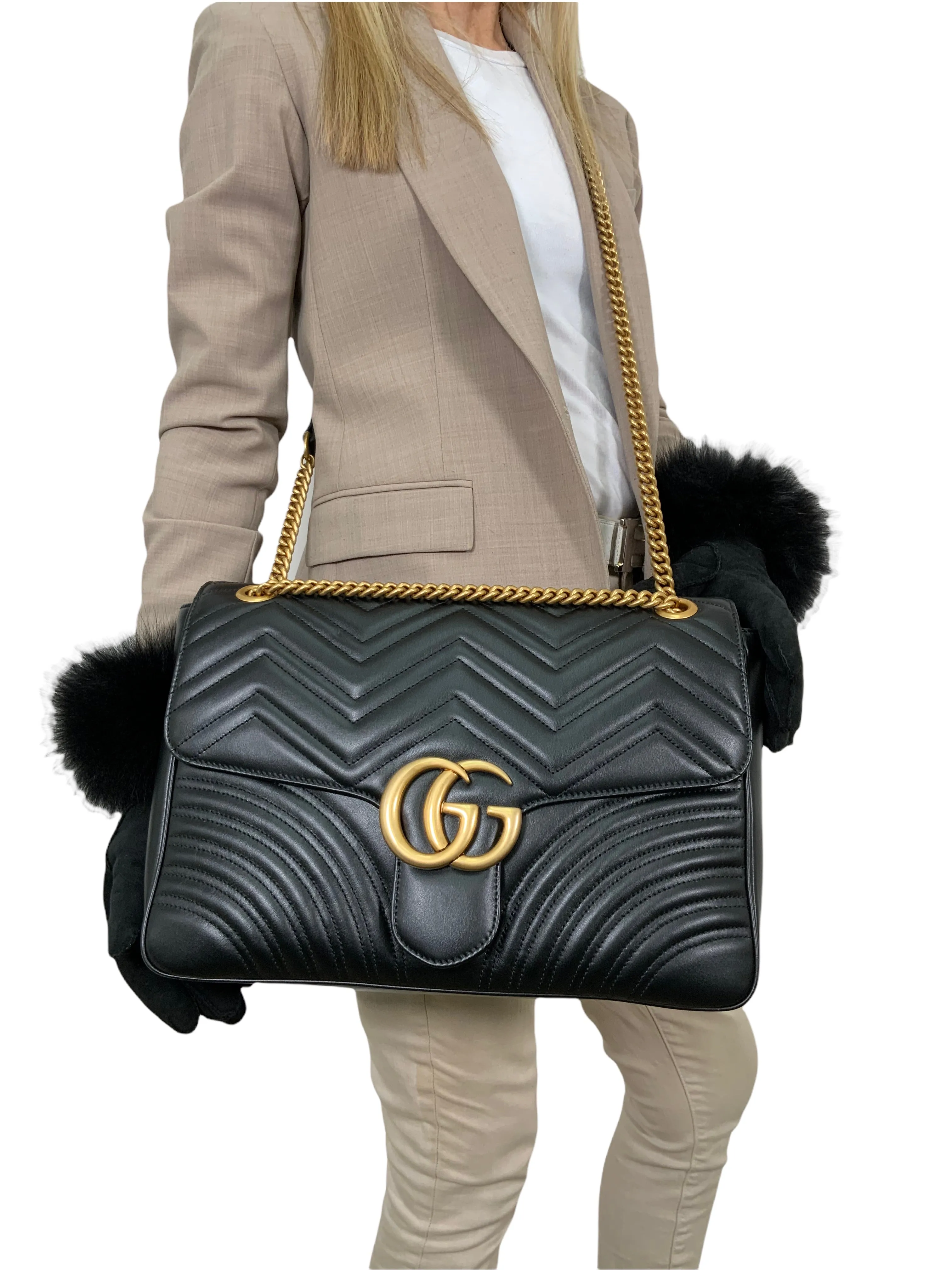 NEW Gucci GG Marmont Large Matelassé Leather Shoulder Bag - Luxurious Designer Handbag