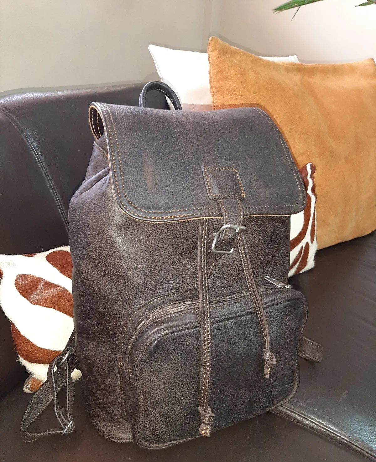 Leather Backpacks with flap XL