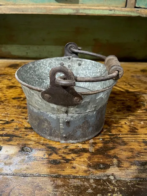 Metal Bucket    #6103