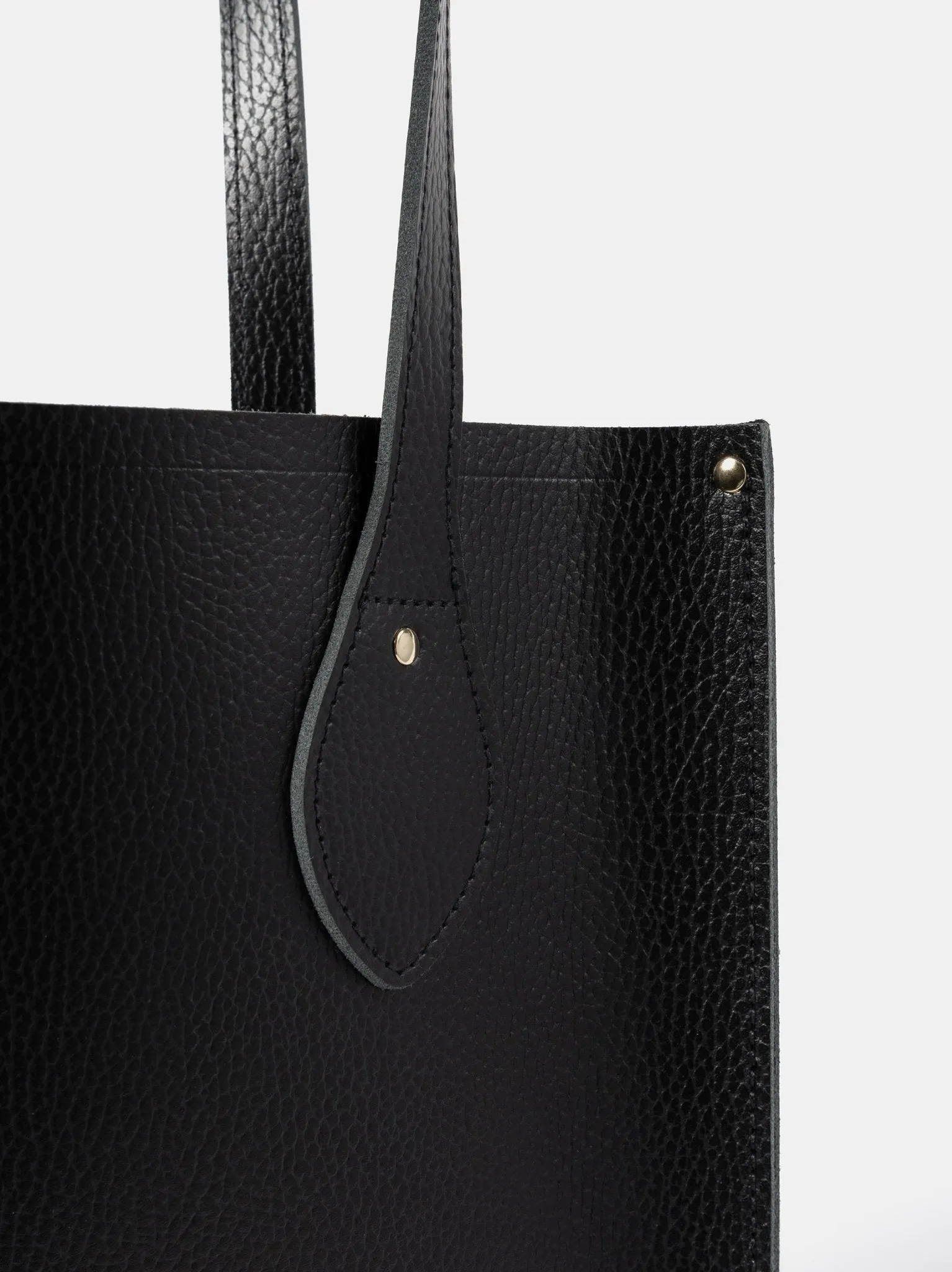 The Tote - Black Celtic Grain