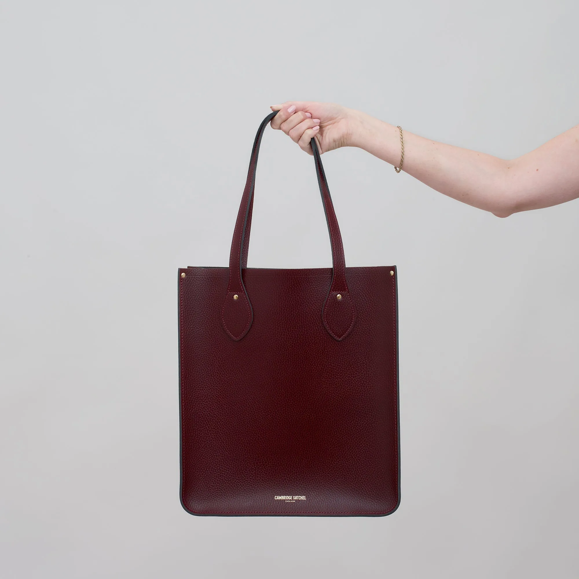 The Tote - Oxblood Celtic Grain